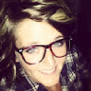 Meet your Posher, Holly